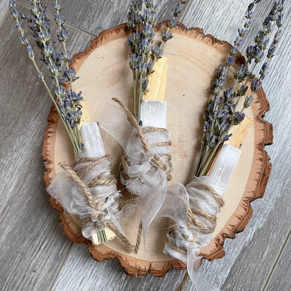 *Palo Santo Magic Bundle* - Picture 2 of 5